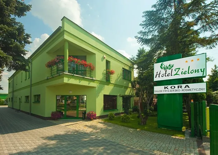 Hotel Zielony فندق بوزنان