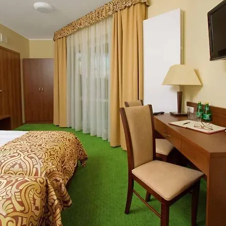 Hotell Hotel Zielony 3*