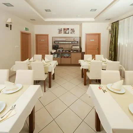 Hotel Zielony 3*
