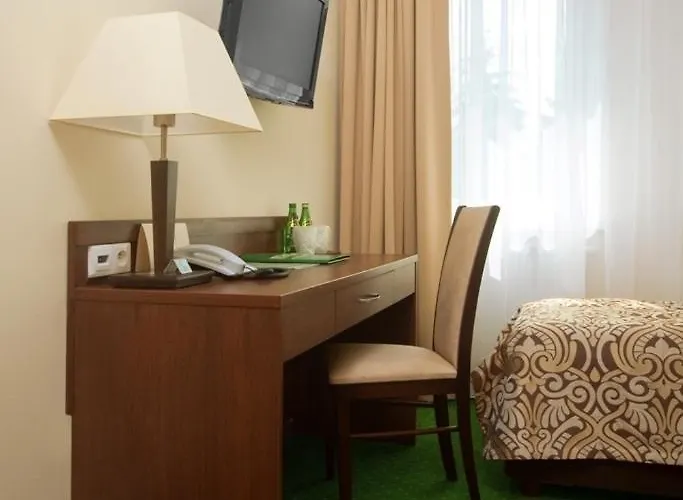 Szálloda Hotel Zielony